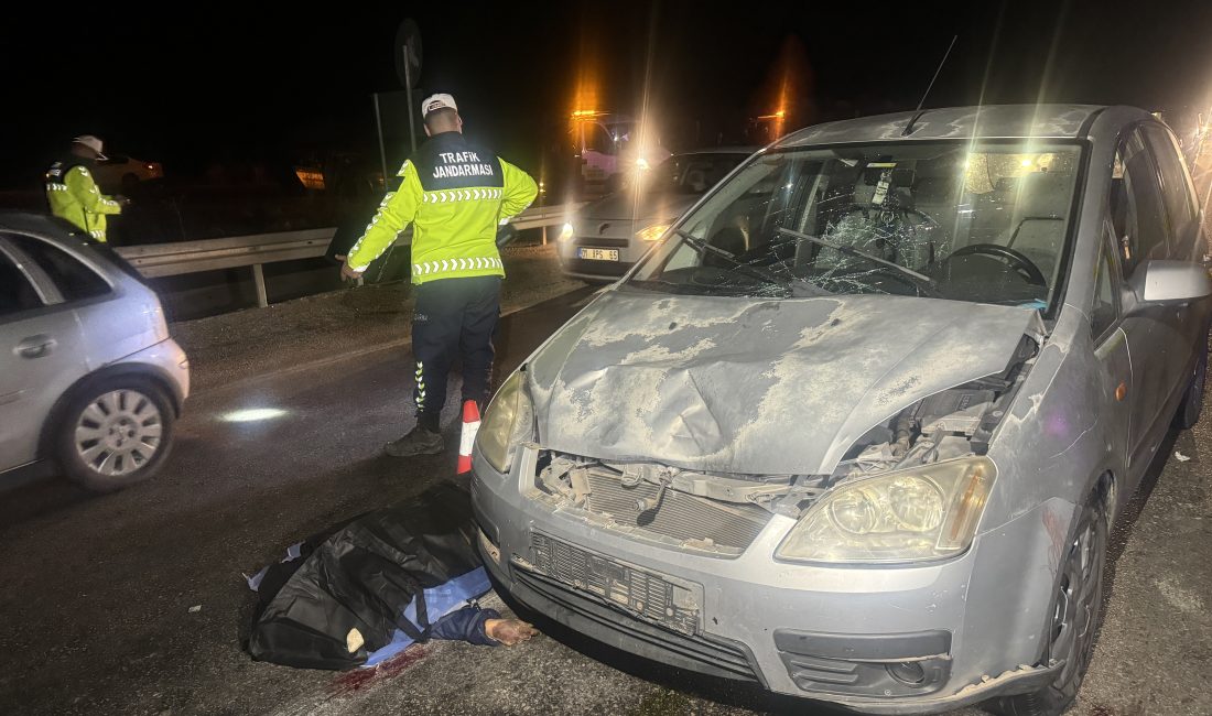 Adana’da otomobilin çarptığı motosikletin