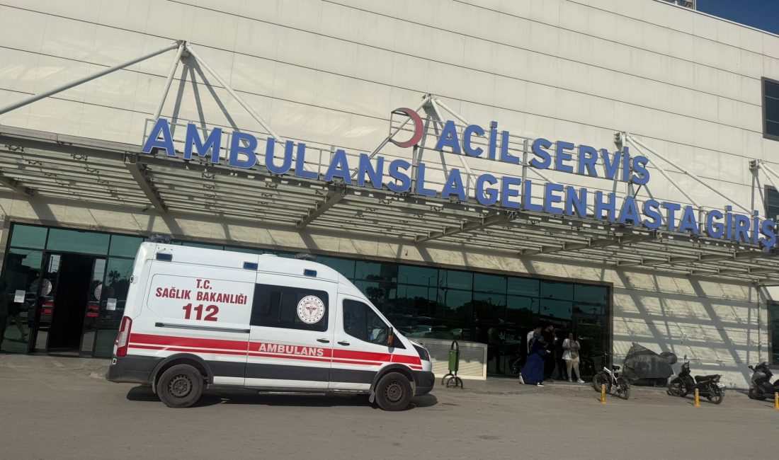  Mersin'de okulda gıda