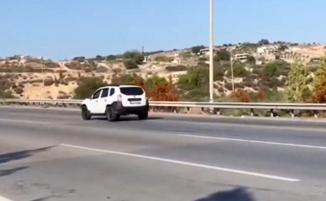 Mersin'de otoyolda geri giden