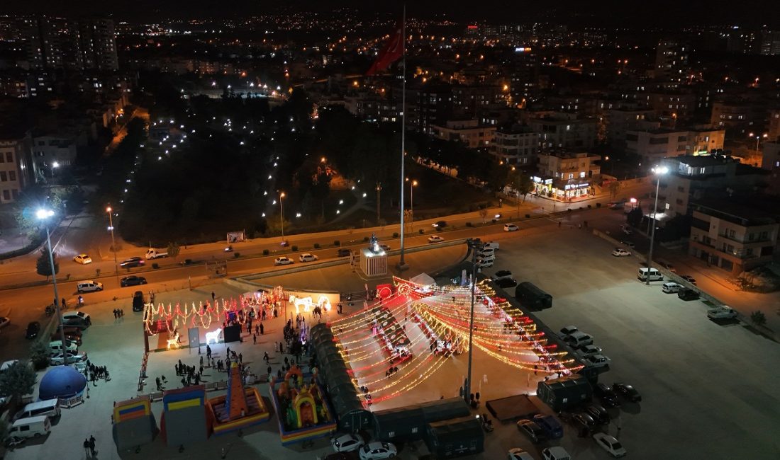 TOROSLAR CUMHURİYET ALANI YILBAŞI