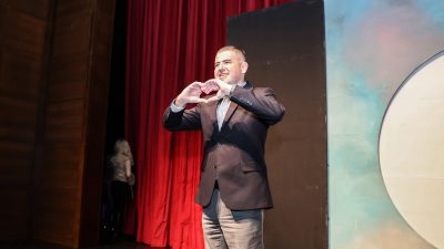 Mezitli Belediyesi, sanata ve sanatçıya