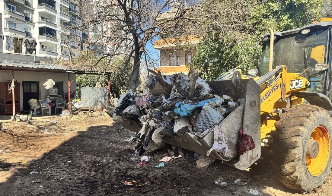 Mezitli Belediyesi ekipleri, gerçekleştirdikleri