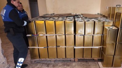 Mersin'in Akdeniz ilçesinde zabıta ekiplerince