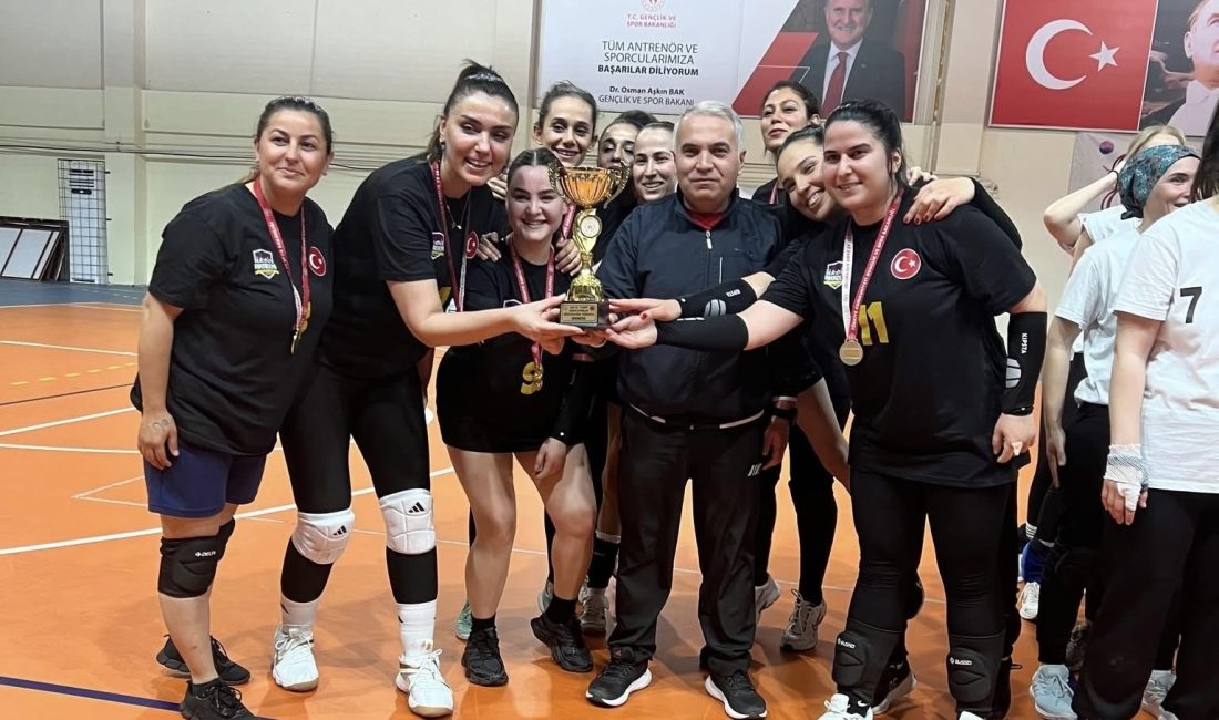 Mersin'in Anamur ilçesinde, 8