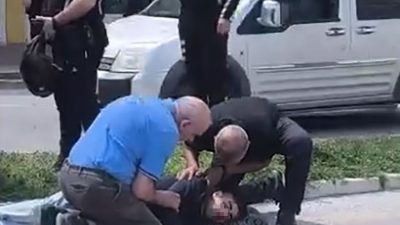 Mersin’in Tarsus ilçesinde otomobil ile