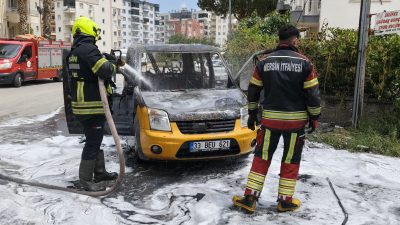 Mersin'in Silifke ilçesinde hafif ticari