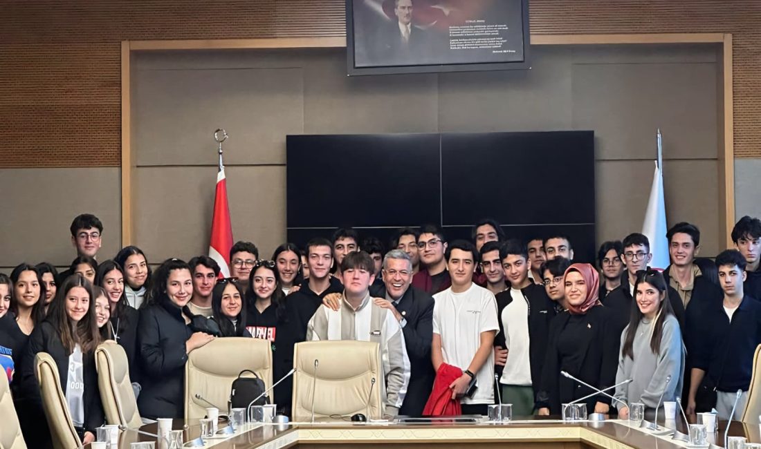 MHP MERSİN MİLLETVEKİLİ DR.