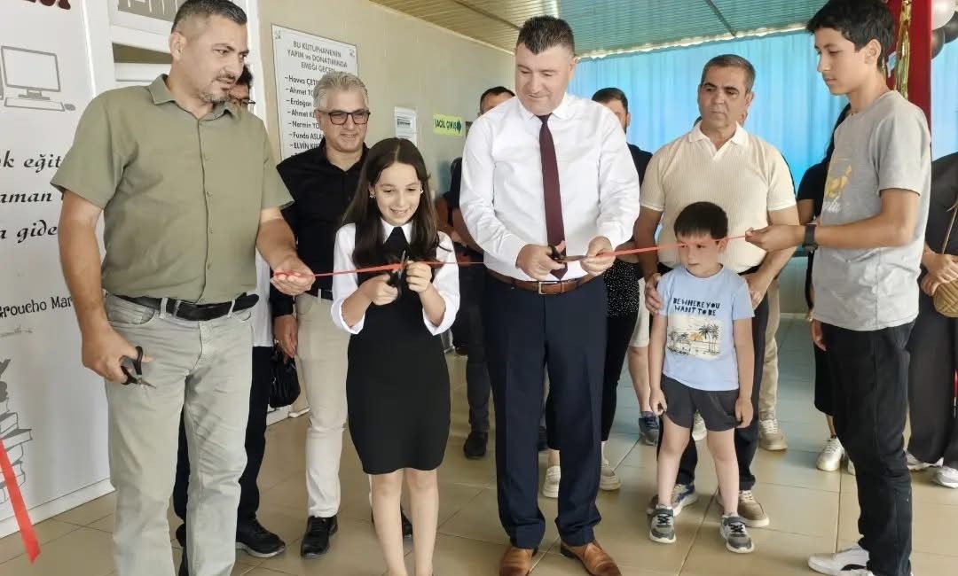 BOZYAZI’DA GENÇ YETENEK ESERLERİNİ SANATSEVERLERLE BULUŞTURDU